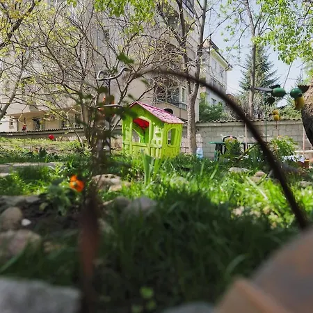 Iztok House София