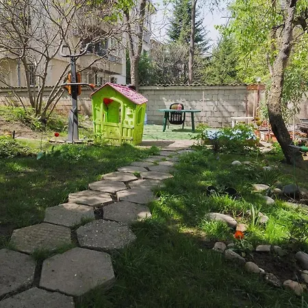 Appartement Iztok House
