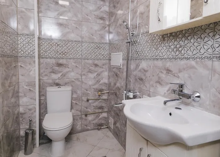 Lejlighed Iztok House *